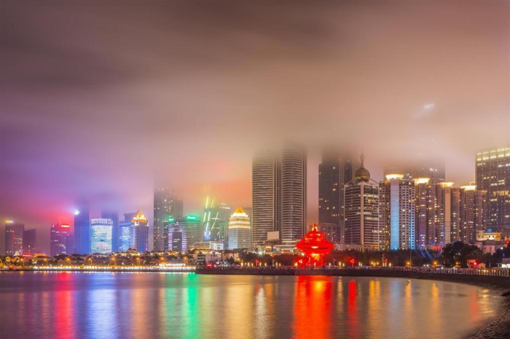 Grand Madison Qingdao Harbour-View Central（Former Qingdao Farglory Hotel） Екстериор снимка