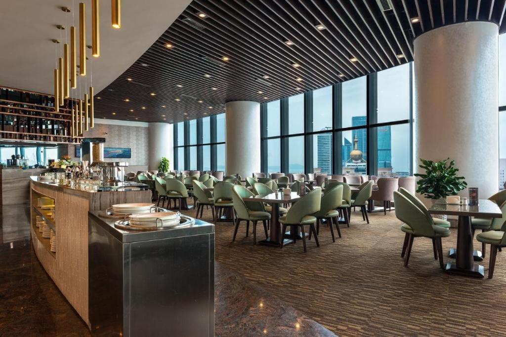 Grand Madison Qingdao Harbour-View Central（Former Qingdao Farglory Hotel） Екстериор снимка