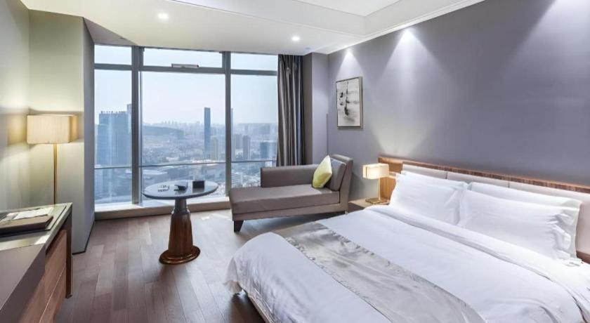 Grand Madison Qingdao Harbour-View Central（Former Qingdao Farglory Hotel） Екстериор снимка
