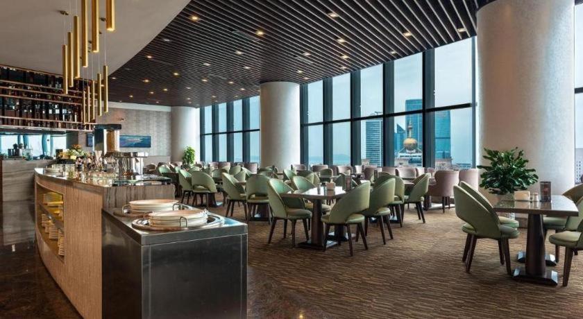 Grand Madison Qingdao Harbour-View Central（Former Qingdao Farglory Hotel） Екстериор снимка