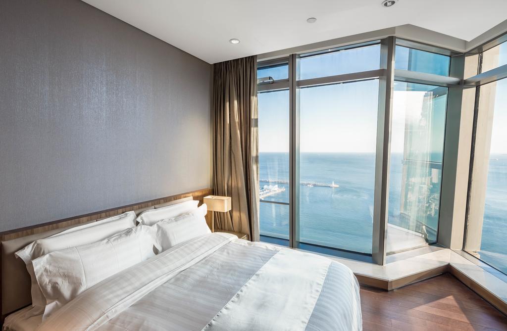 Grand Madison Qingdao Harbour-View Central（Former Qingdao Farglory Hotel） Екстериор снимка